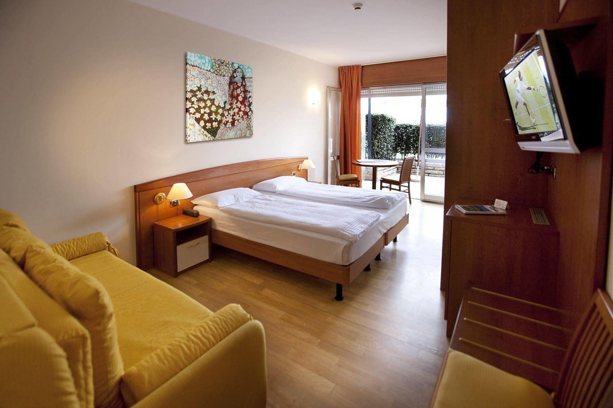 Hotel Ambienthotel 3*