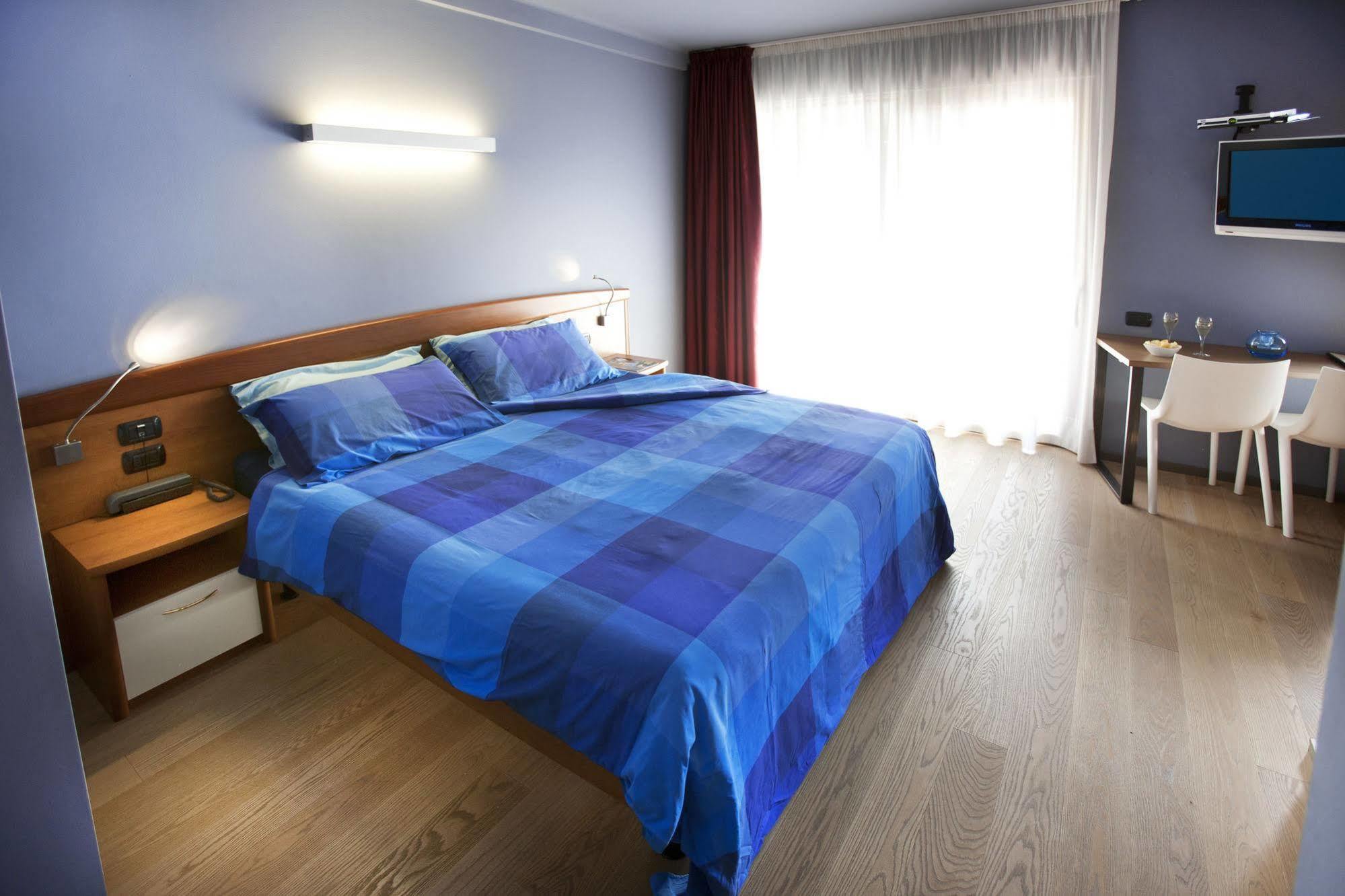Hotel Ambienthotel 3*